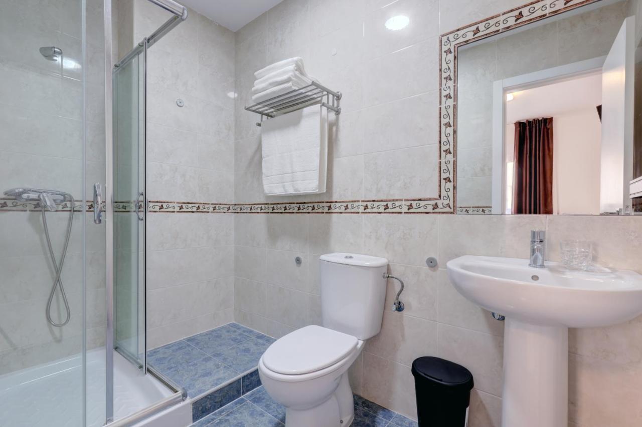 Hostal 37 Estepona Esterno foto